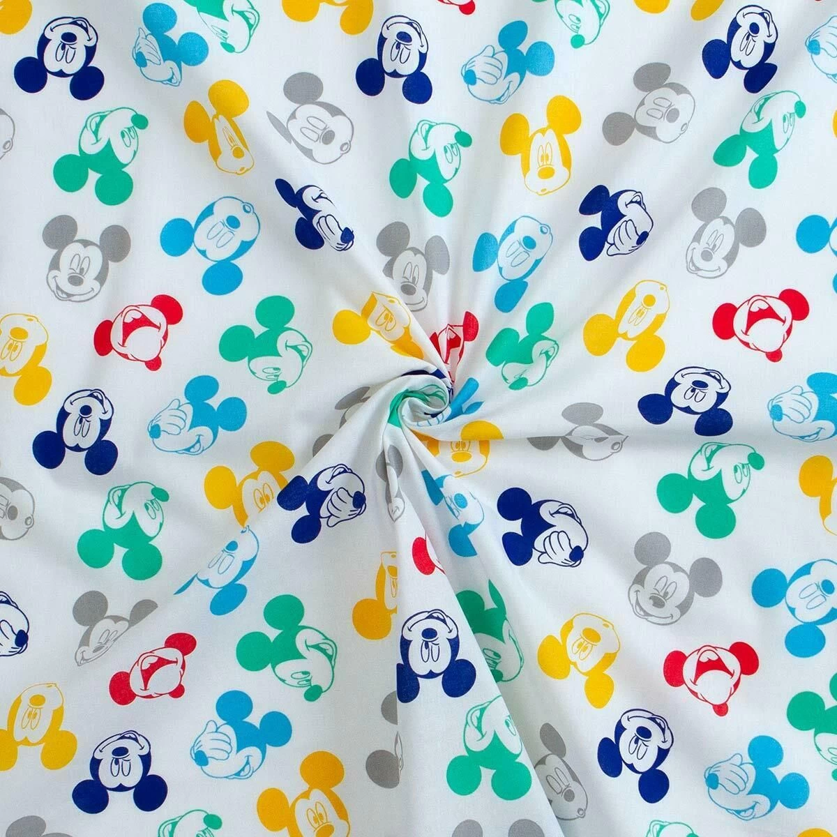 Tessuto Cotone Al Metro Topolino Disney Altezza 150 Cm W329 1 Tessuto Cotone Al Metro Topolino Disney Altezza 150 Cm W329