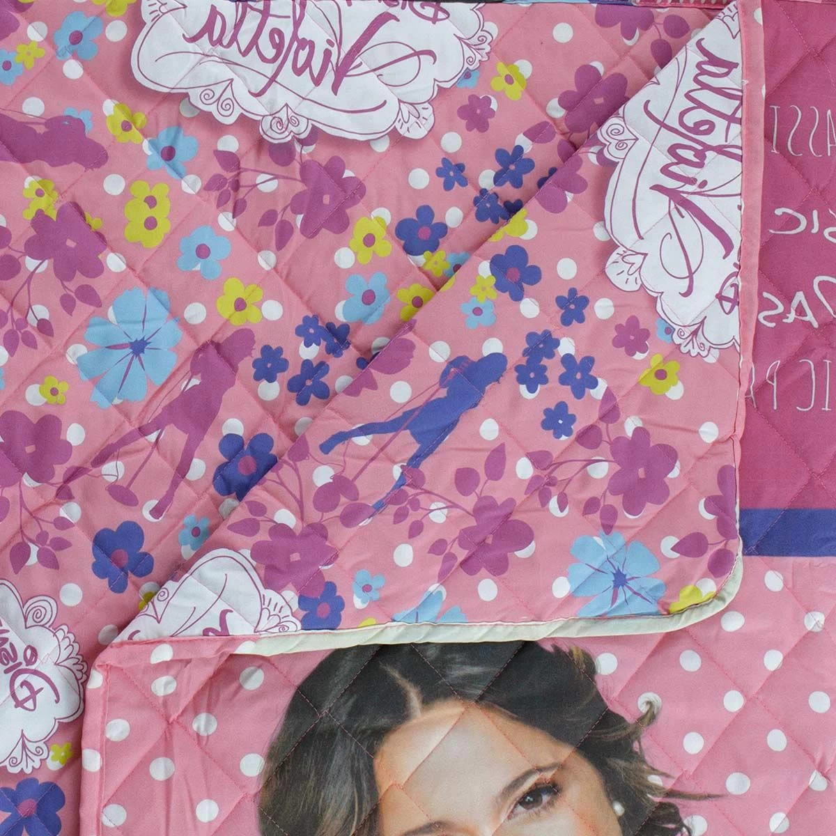 Trapuntino Copriletto Violetta Passion Disney Singolo Una Piazza M868 2 Trapuntino Copriletto Violetta Passion Disney Singolo Una Piazza M868 - immagine 2